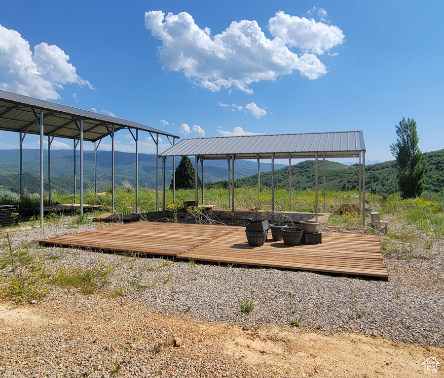 View of yard featuring a mountain view