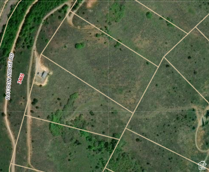 Aerial view of property\\\'s location featuring property boundaries highlighted