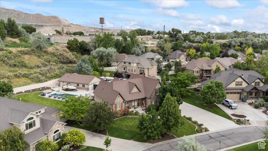 Aerial perspective of suburban area with mountains