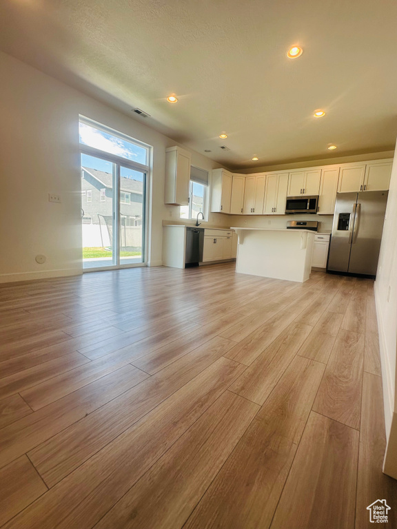 Photo 4 for MLS #2093005 at 764 S 290 West