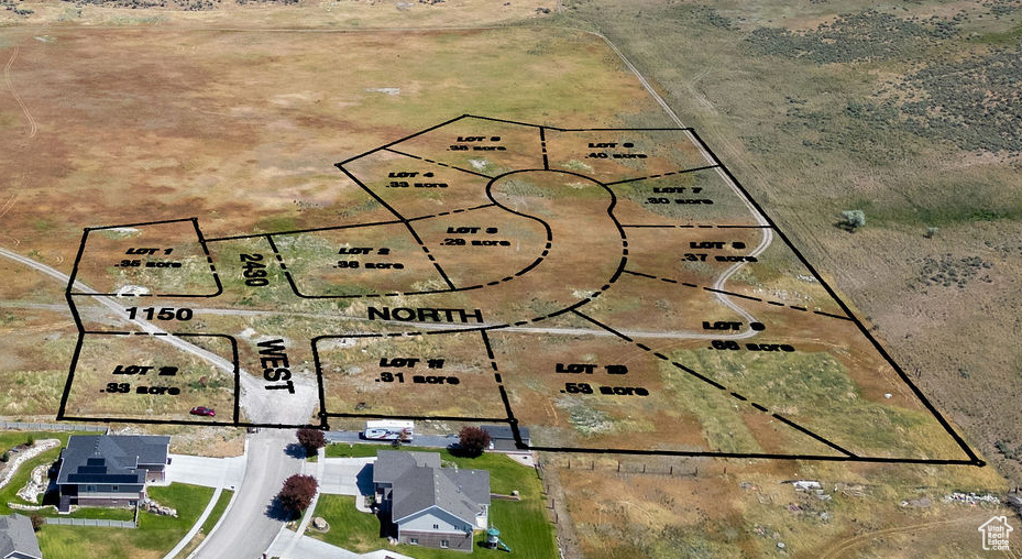 Aerial map of property and surrounding area