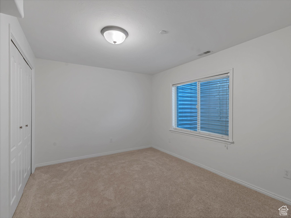 Photo 29 for MLS #2093027 at 1639 E Lone Oak Dr