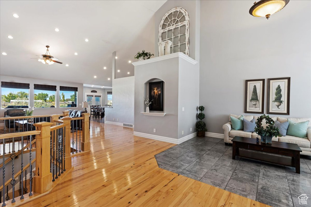 4987 S 5400 W Hooper, UT 84315