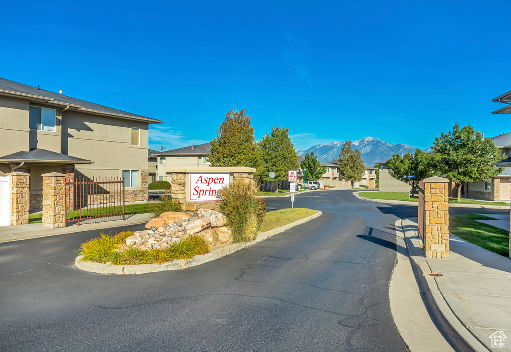 4884 W ASPEN SPRINGS DR Riverton, UT 84096