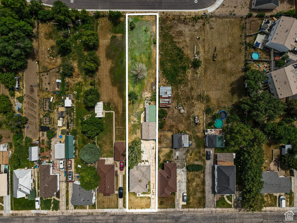 View of property location with property parcel outlined and nearby suburban area
