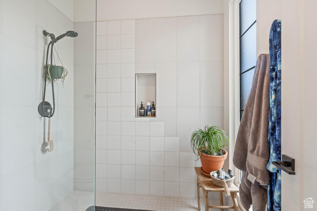 Full bath with walk in shower