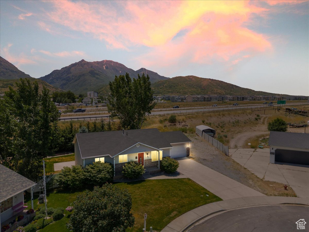 View of mountain backdrop