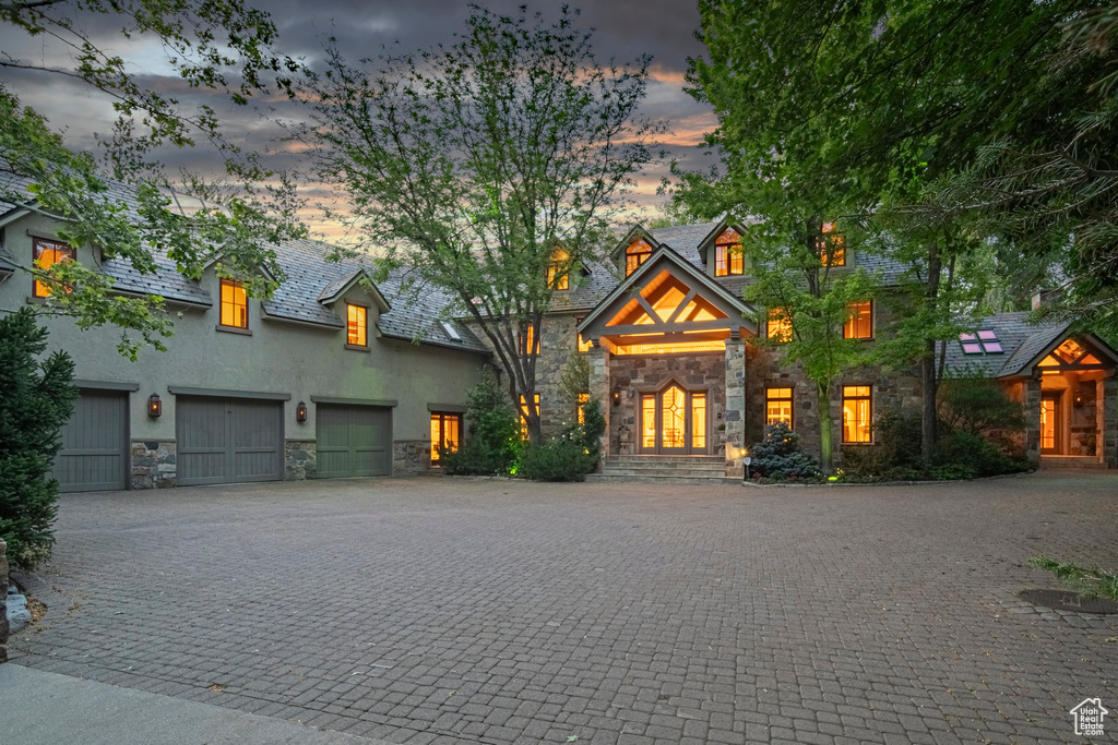 6033 S 2300 E Holladay, UT 84121