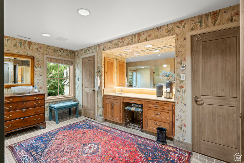 6033 S 2300 E Holladay, UT 84121