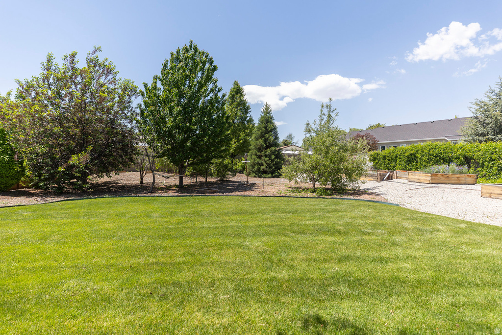 9532 S WILLOW TRAIL WAY South Jordan, UT 84095