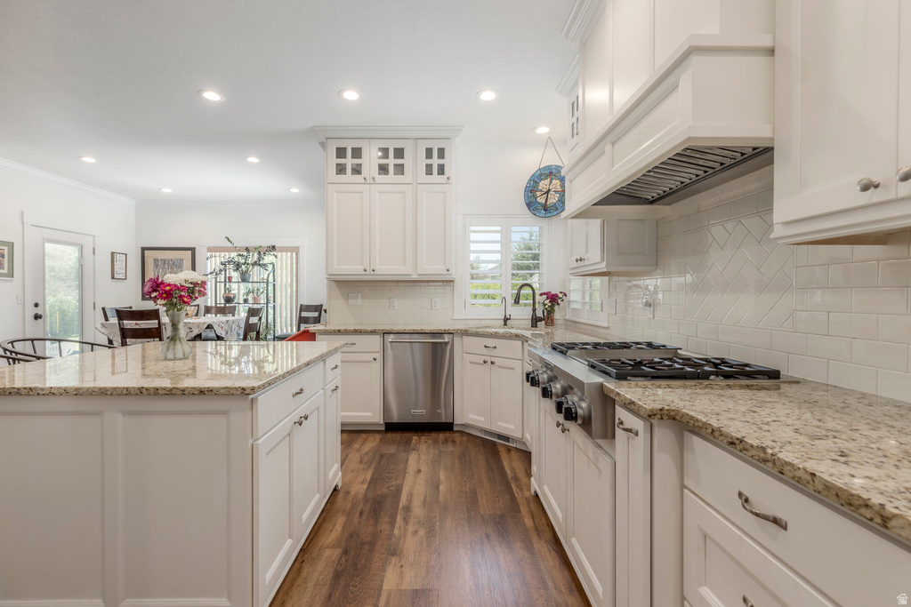 9532 S WILLOW TRAIL WAY South Jordan, UT 84095