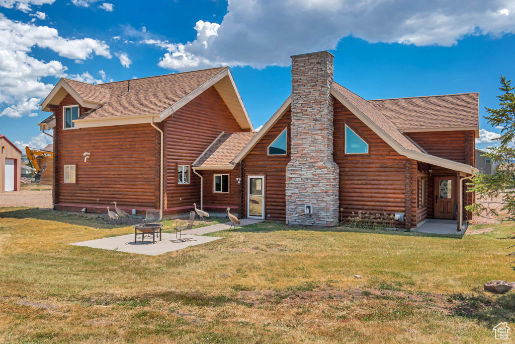 Photo 2 for MLS #2093158 at 366 E Valley Dr