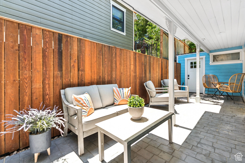 View of patio / terrace featuring outdoor lounge area