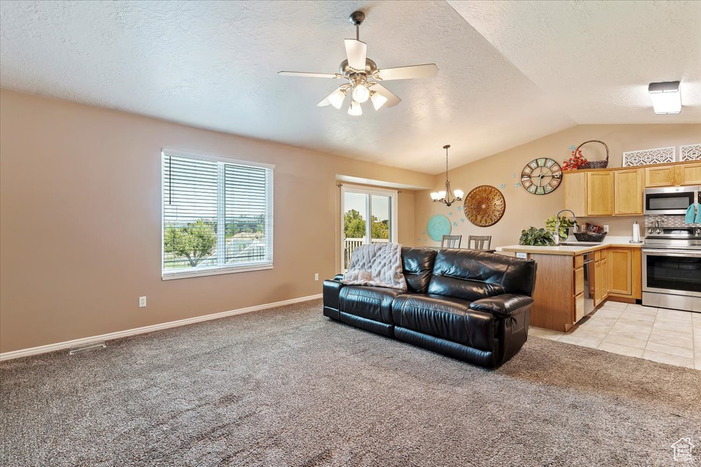 2002 S 1840 W Syracuse, UT 84075