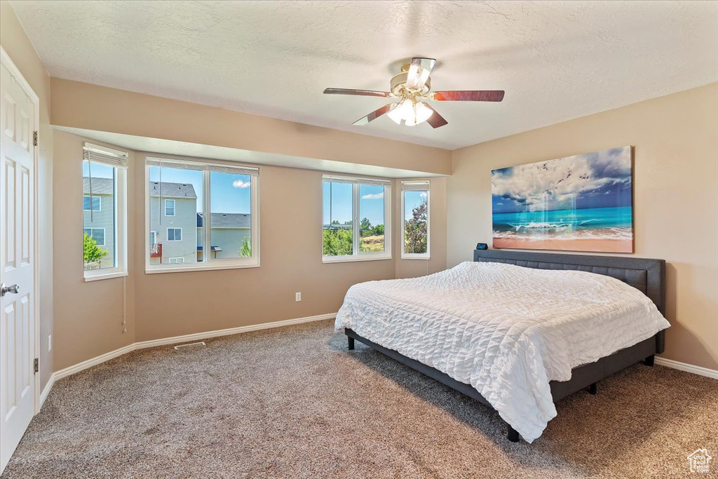 2002 S 1840 W Syracuse, UT 84075