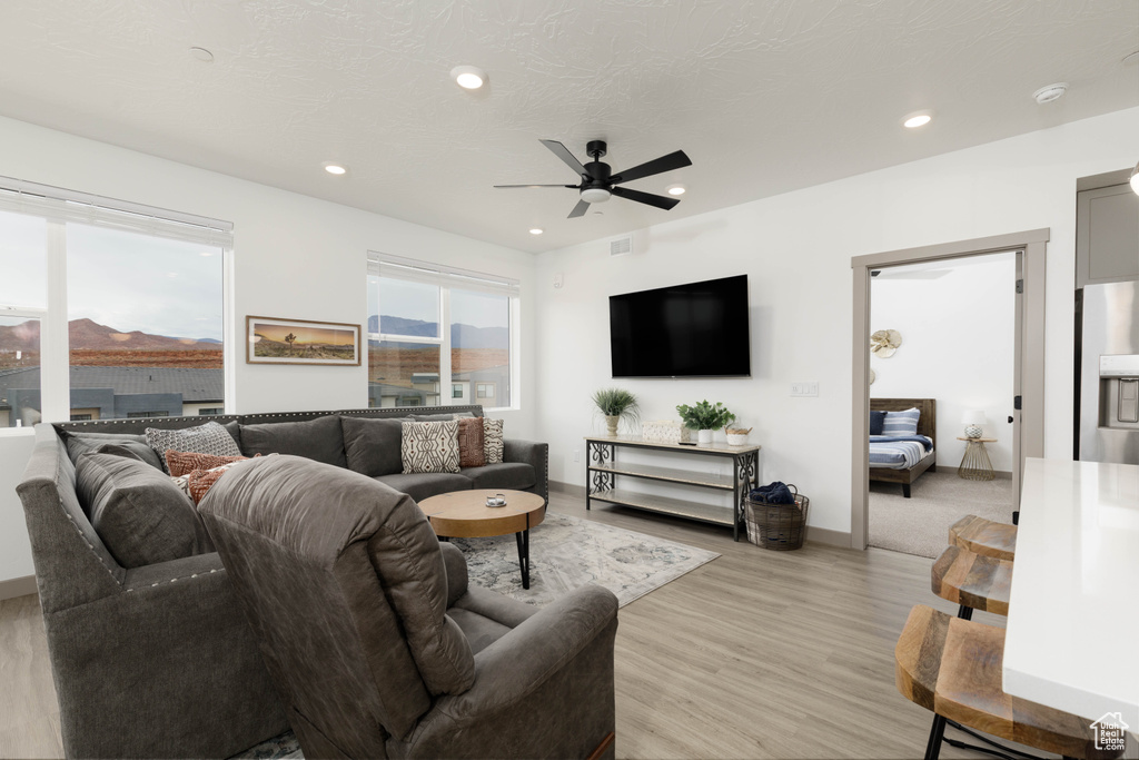 207 N CLIFF SIDE DR #J300 Hurricane, UT 84737