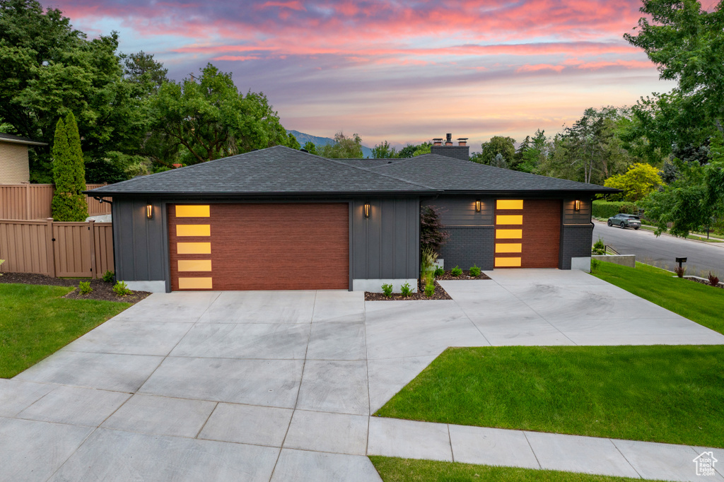 5223 S HILLSDEN DR Holladay, UT 84117