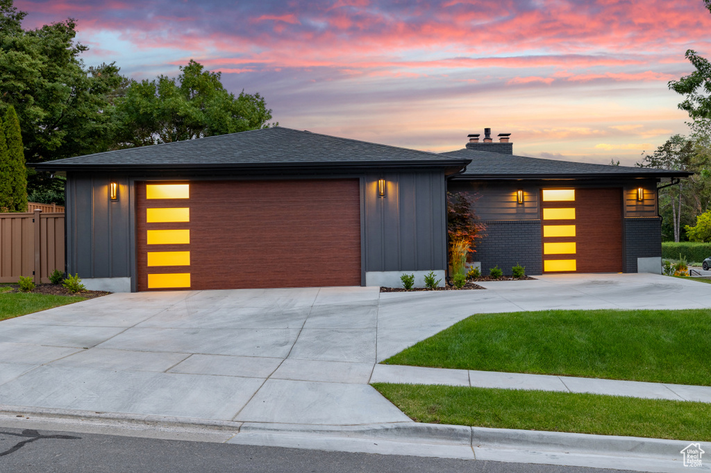 5223 S HILLSDEN DR Holladay, UT 84117