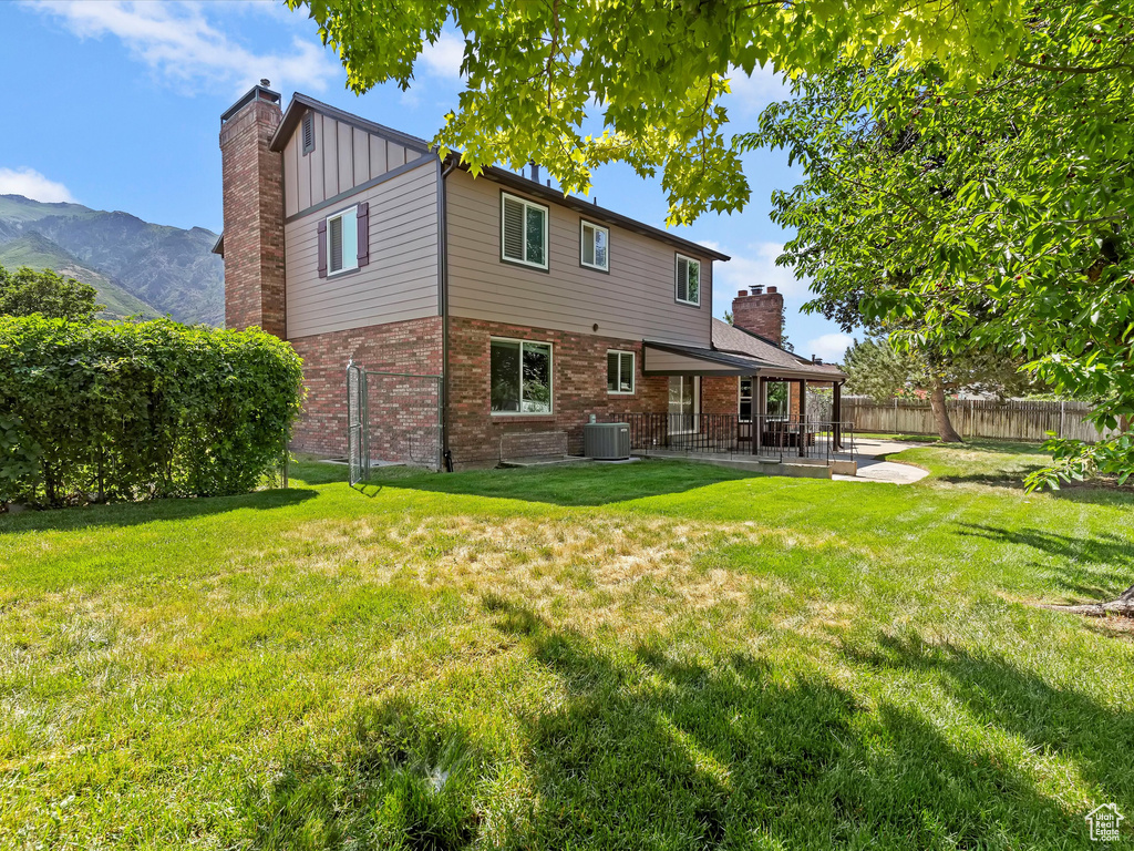 2203 N JONI DR Layton, UT 84040