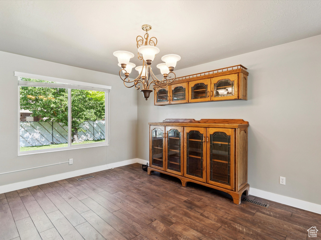 2203 N JONI DR Layton, UT 84040