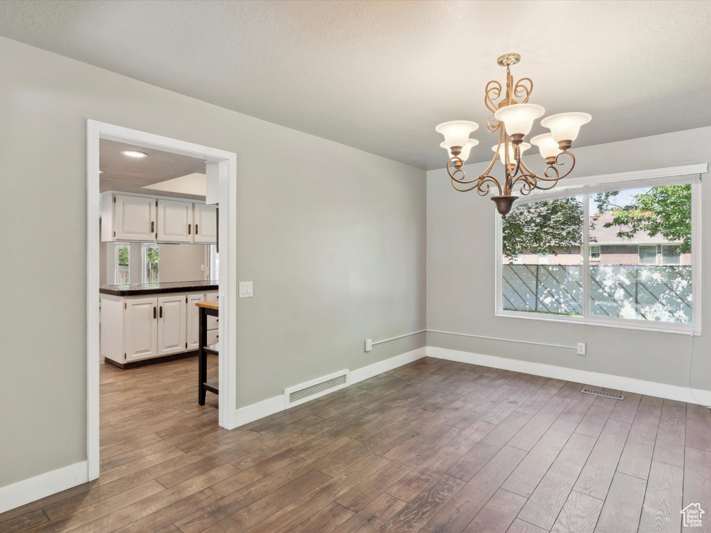 2203 N JONI DR Layton, UT 84040