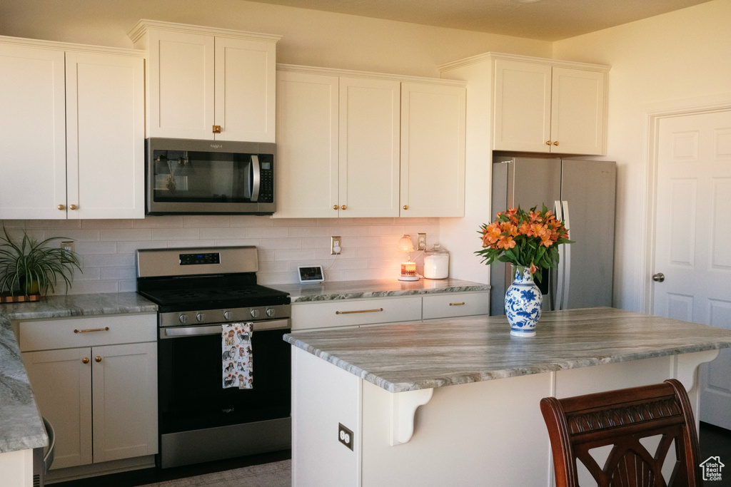 5071 N OAK CREEK DR Eagle Mountain, UT 84005