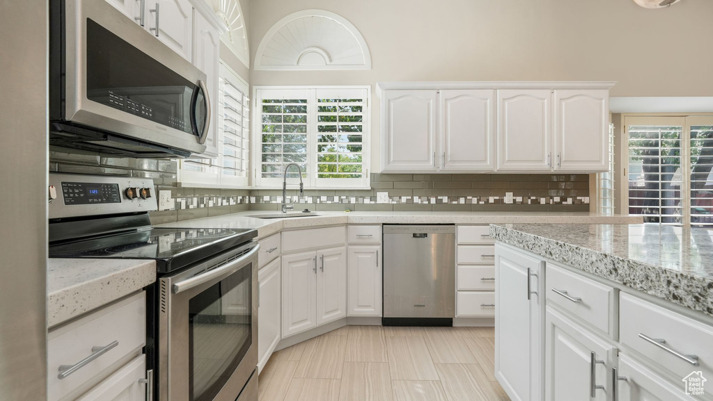 6320 S HATHAWAY ST Taylorsville, UT 84123