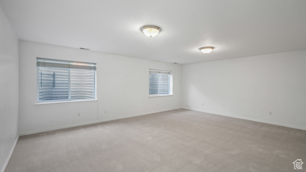 6320 S HATHAWAY ST Taylorsville, UT 84123