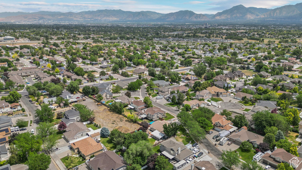 6320 S HATHAWAY ST Taylorsville, UT 84123