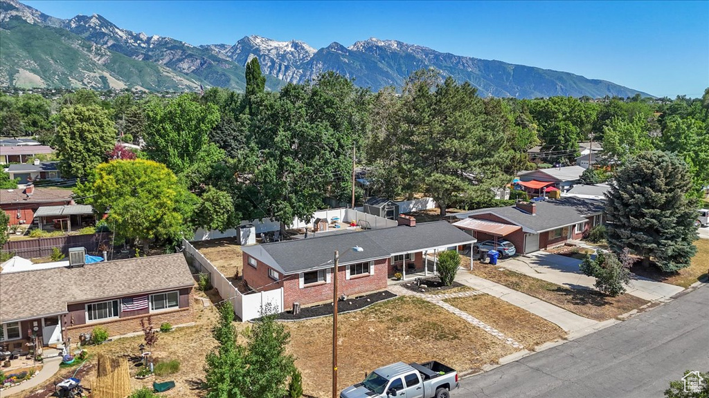 1812 E MEADOW DR Cottonwood Heights, UT 84121
