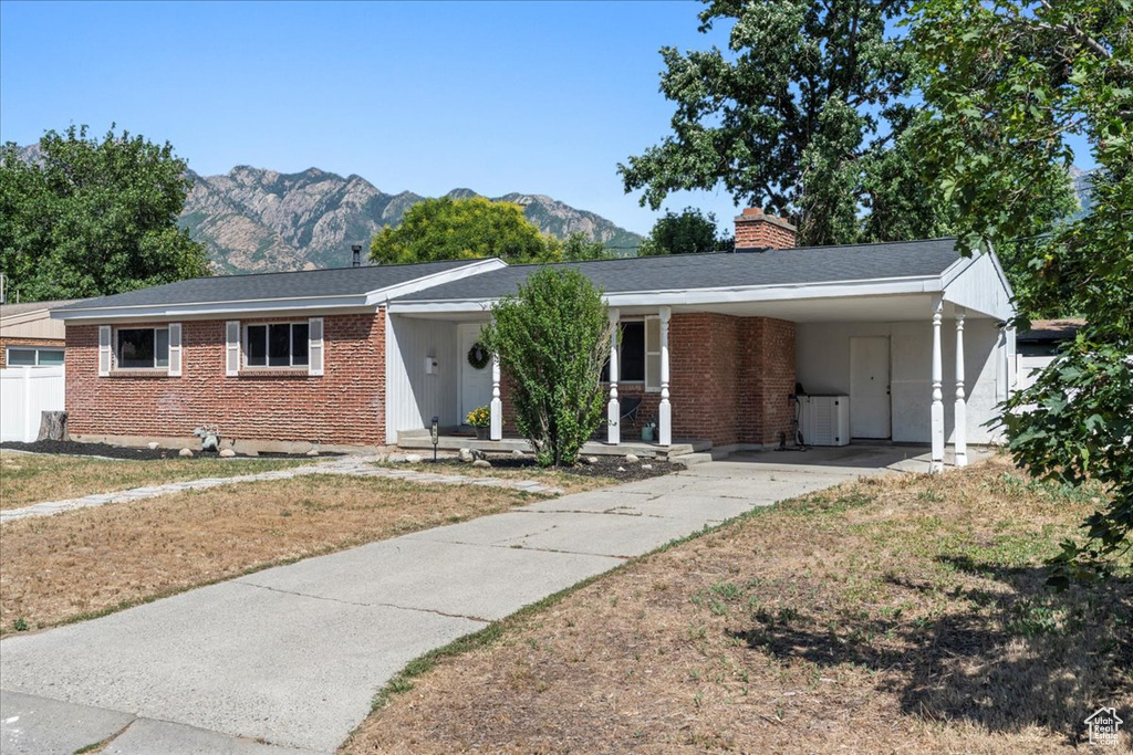 1812 E MEADOW DR Cottonwood Heights, UT 84121