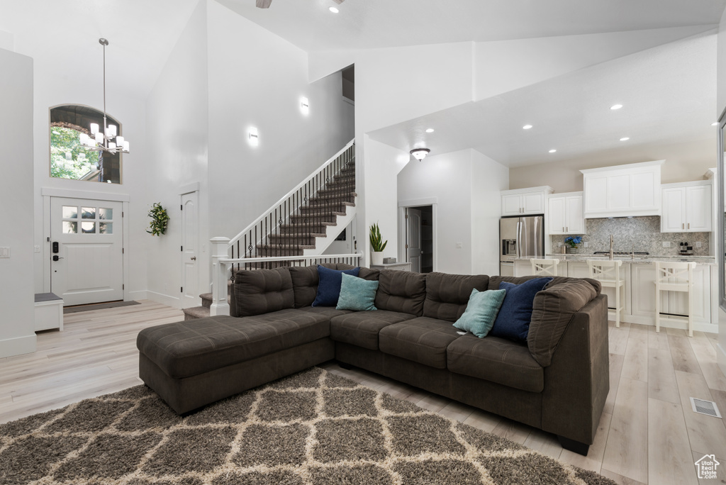 520 LACEY WAY North Salt Lake, UT 84054