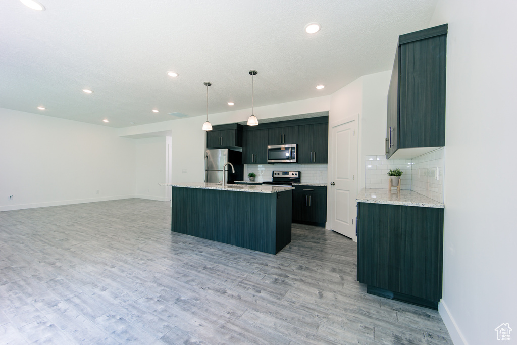 1396 E 340 S Hyrum, UT 84319