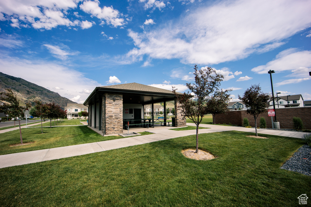 1396 E 340 S Hyrum, UT 84319