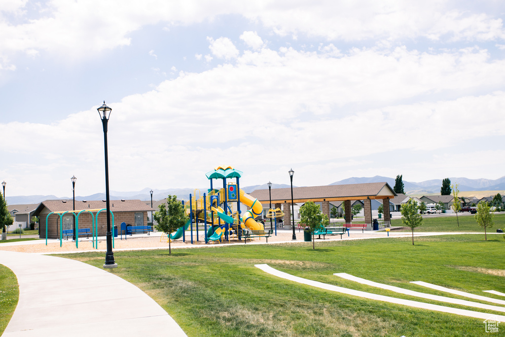 1396 E 340 S Hyrum, UT 84319