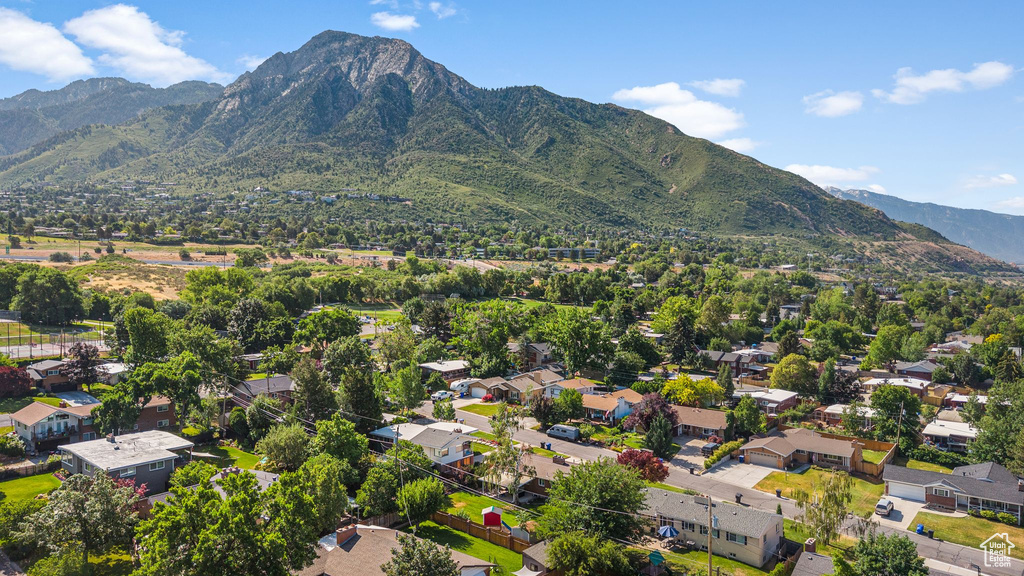 Aerial perspective of suburban area with mountains