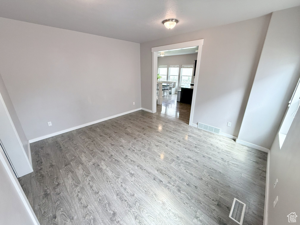 4973 E OAKWOOD DR Eagle Mountain, UT 84005