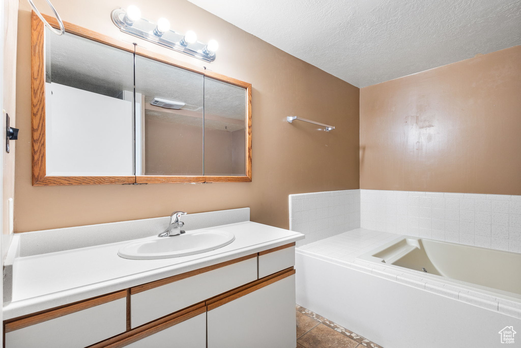2556 E 1980 N Layton, UT 84040
