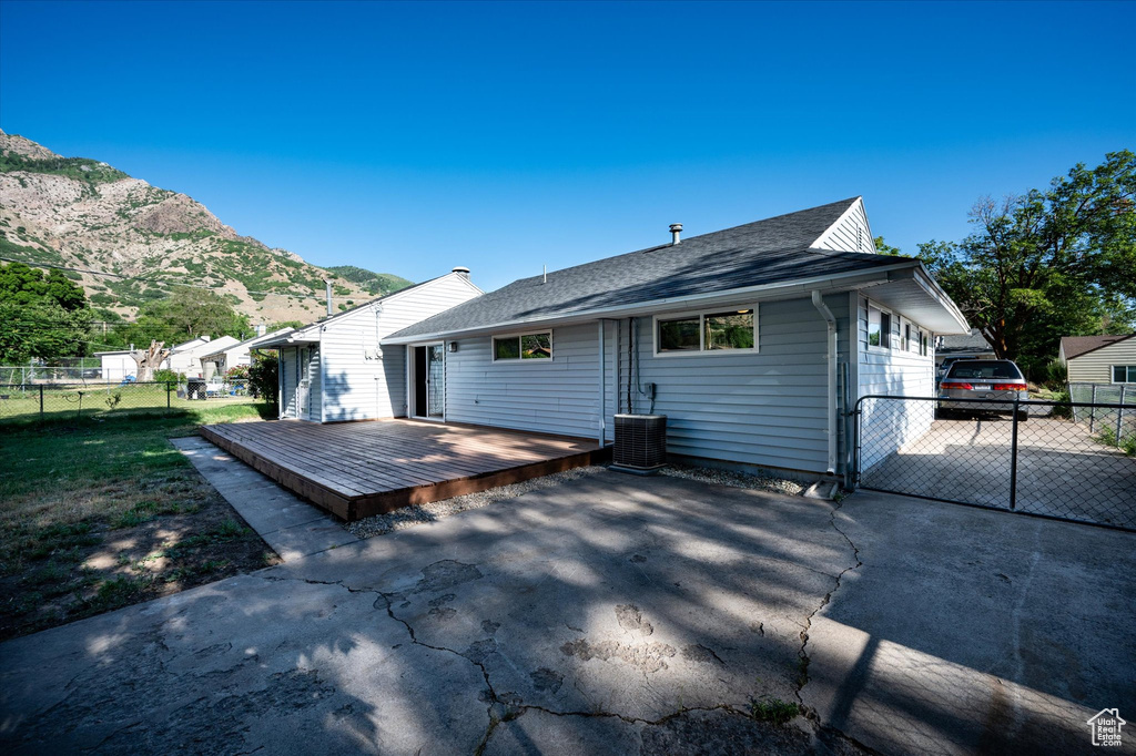 1302 E HARROP Ogden, UT 84404