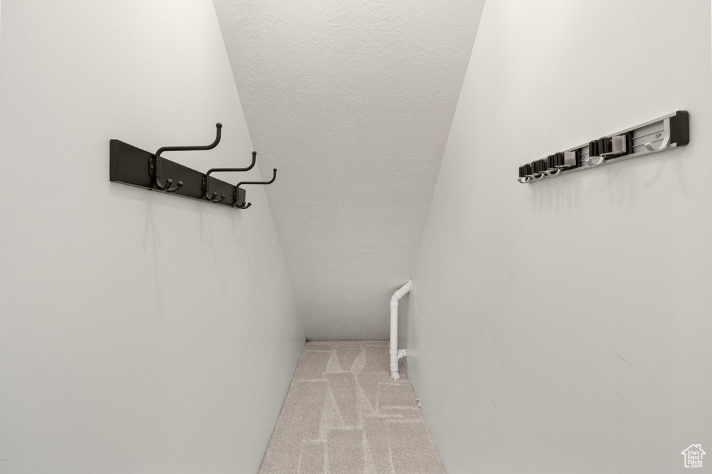 Detailed view of carpet floors