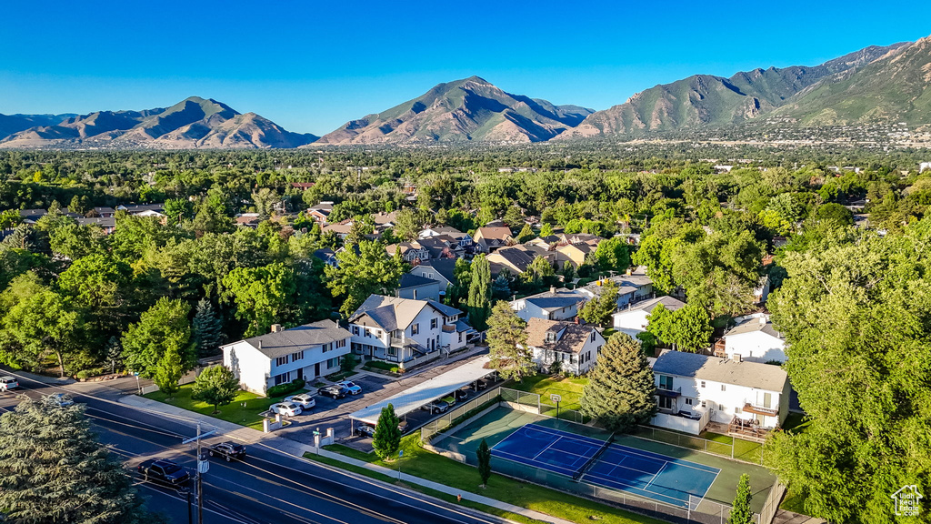 Aerial perspective of suburban area with mountains