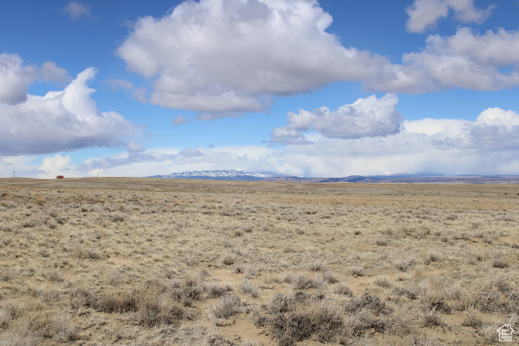 View of mountain background with a desert landscape