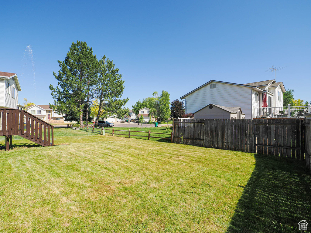 View of yard featuring a residential view