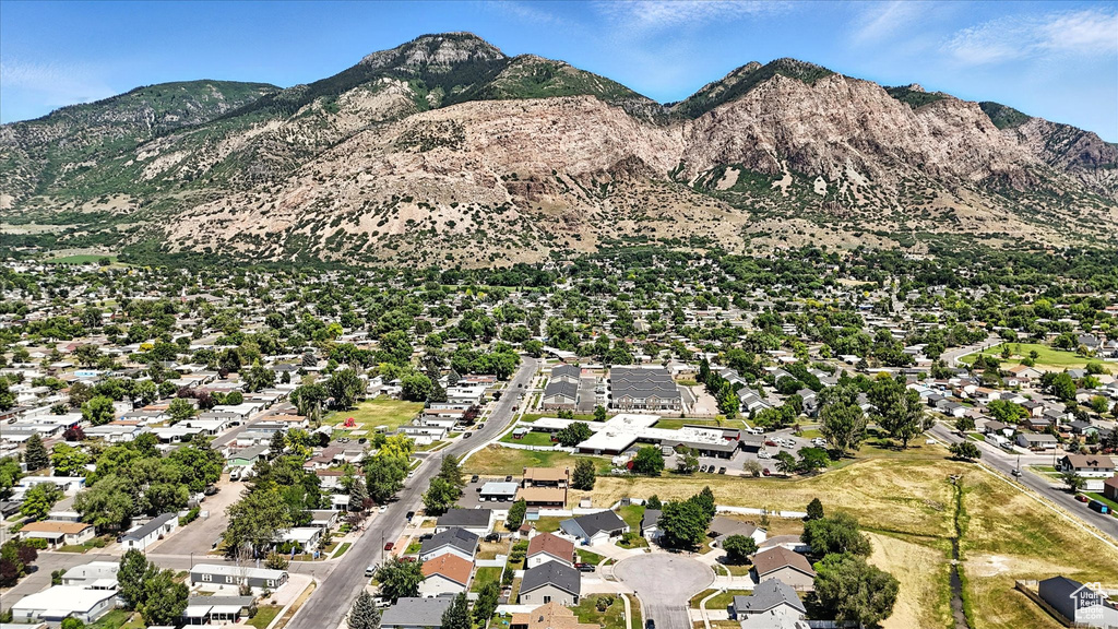 452 E 875 N Ogden, UT 84404