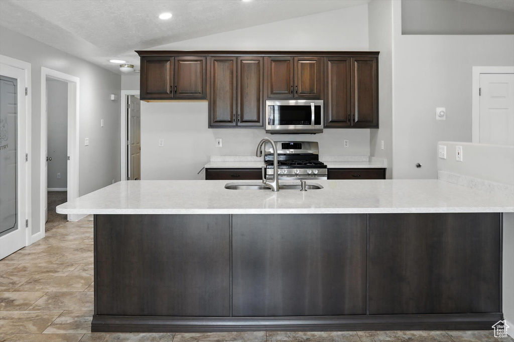 452 E 875 N Ogden, UT 84404
