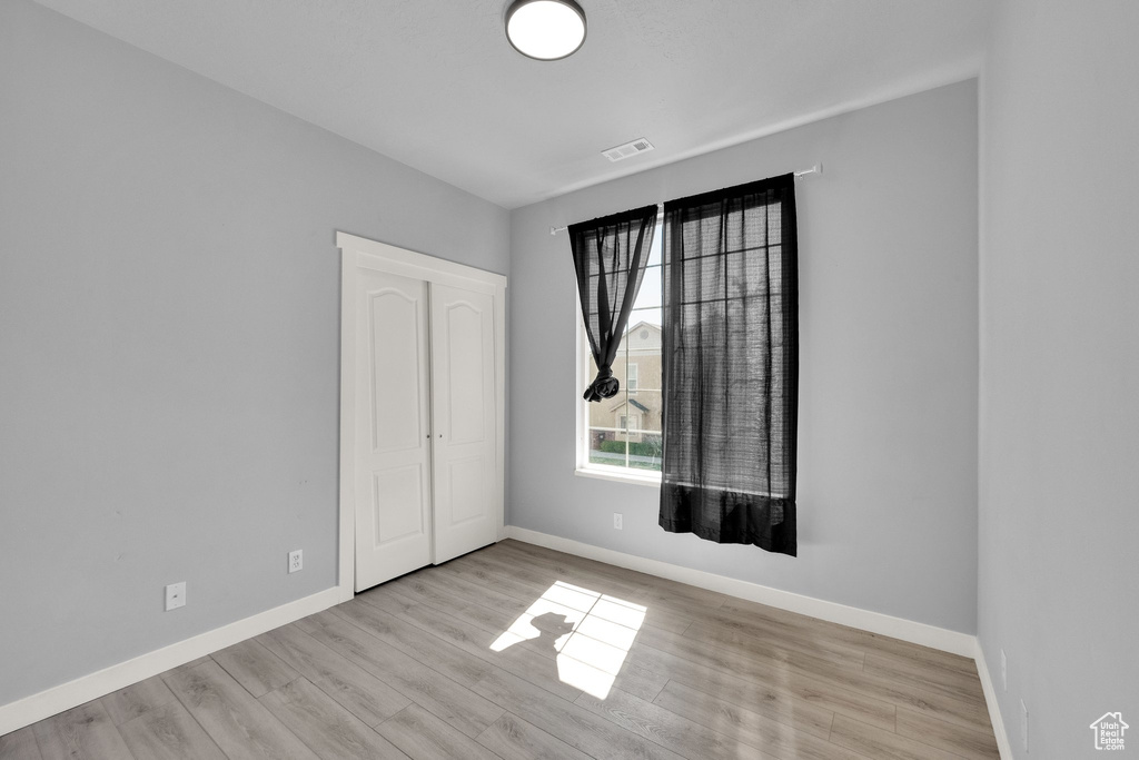 472 N WALTON DR North Salt Lake, UT 84054