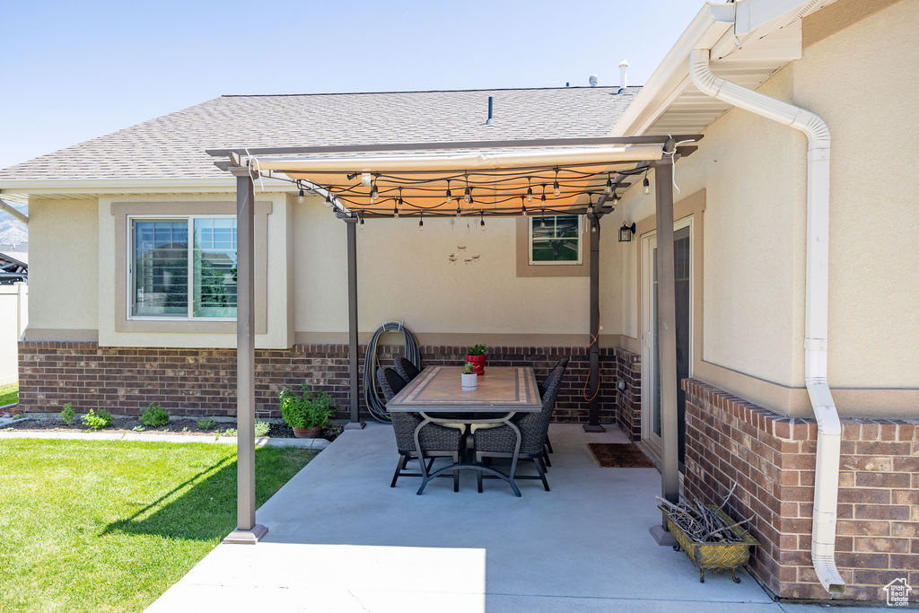 View of patio / terrace featuring outdoor dining space