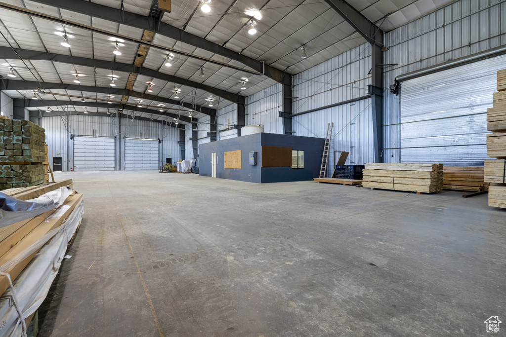 Garage featuring metal wall