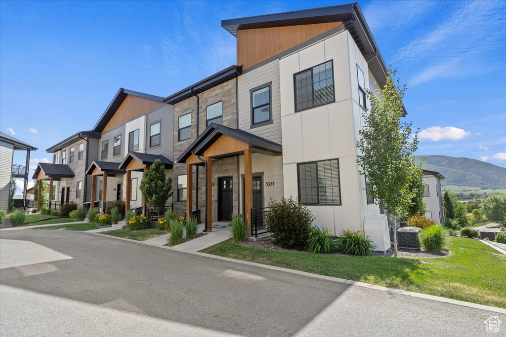 Multi unit property with a residential view