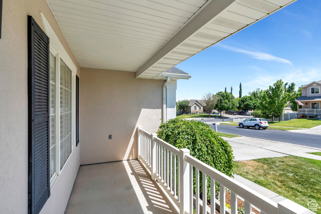 Balcony featuring a residential view